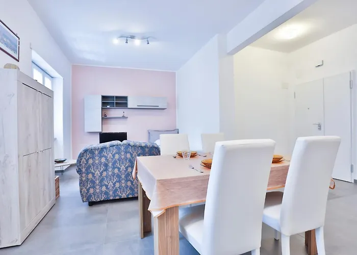 Apartament Guesthost - Casa Maria Salerno