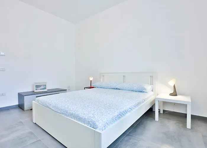 Guesthost - Casa Maria * Salerno